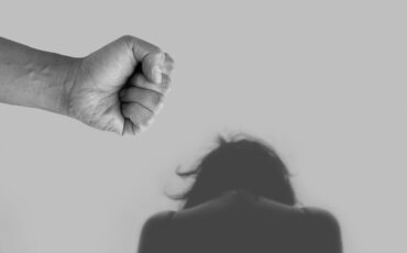 La directive 2024/1385 et les cyber violences faites aux femmes